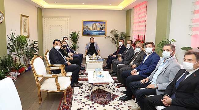 BAKAN YANIK, ÇANAKKALE VALİLİĞİNİ ZİYARET ETTİ