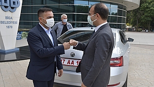 BAŞKAN ERDOĞAN, KAYMAKAM DOLU'YA PROJELERİ TANITTI