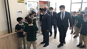 VALİ AKTAŞ, BAYRAMİÇ ANADOLU İMAM HATİP LİSESİ'Nİ ZİYARET ETTİ