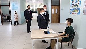 VALİ AKTAŞ OKUL ZİYARETLERİNİ SÜRDÜRÜYOR