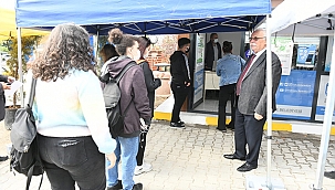 BAŞKAN GÖKHAN KART BASIM MERKEZİNİ ZİYARET ETTİ