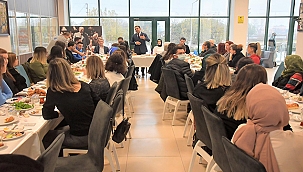 BAŞKAN ERDOĞAN, BELEDİYE ÖĞRETMENLERİYLE BULUŞTU