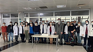 İL SAĞLIK MÜDÜRÜ DİŞHEKİMLERİNİ KUTLADI