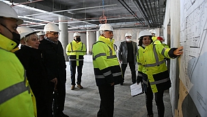 BAŞKAN GÖKHAN VE MECLİS ÜYELERİ YEŞİL YEREL YÖNETİM BİNASINDA İNCELEMELERDE BULUNDU