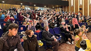 BİGA'DAKİ ÇOCUKLAR DOYASIYA EĞLENDİ