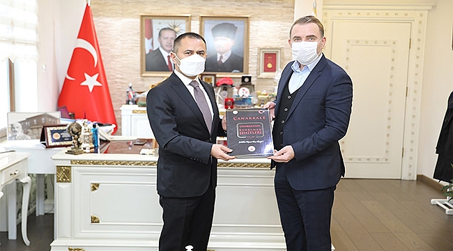 ÇANAKKALE ŞEHİT VE GAZİ AİLELERİ DERNEK YÖNETİMİNDEN VALİ AKTAŞ'A ZİYARET