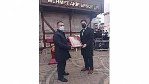 MİLLİ ŞAİRİMİZ MEHMET AKİF ERSOY, VEFATININ 85. YILINDA RAHMET VE ŞÜKRANLA ANILDI