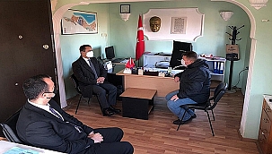 VALİ AKTAŞ, ÇINARLI KÖY MUHTARLIĞINI ZİYARET ETTİ