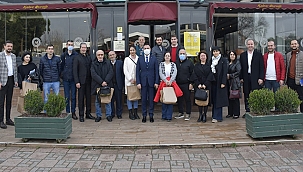 BAŞKAN ERDOĞAN, GAZETECİLERLE BULUŞTU