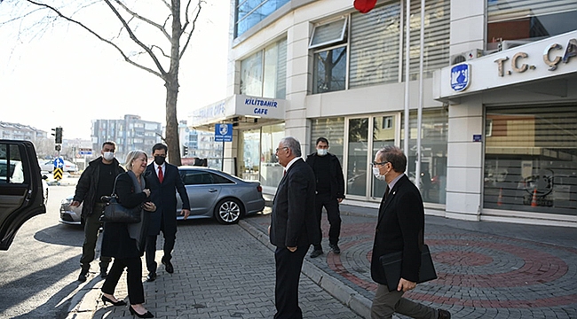 BAŞKAN GÖKHAN KONUKLARINI AĞIRLADI