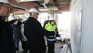 BAŞKAN GÖKHAN YEŞİL YEREL YÖNETİM BİNASINDA İNCELEMELERDE BULUNDU