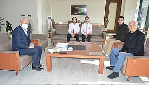 ŞAMPİYONLARDAN BAŞKANIMIZA ZİYARET