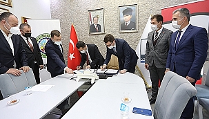 SELÇUK SEMİZOĞLU EZİNE GIDA İHTİSAS OSB YÖNETİM KURULU TOPLANTISINA KATILDI