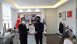 SON BİN YILDA SEYYAHLARIN GÖZÜNDEN ÇANAKKALE VE TROYA KİTABI