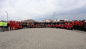 ÇANAKKALE'DE "DEPREM ANI VE TAHLİYE TATBİKATI" GERÇEKLEŞTİRİLDİ