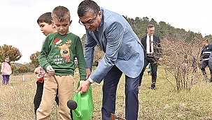 GELECEĞİN GENÇLERİ İLE YEŞİL BİR ÇAN'A ADIM ATIYOR