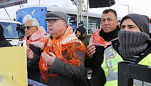 KEPEZ'DE DEVE GÜREŞLERİ FESTİVALİ DÜZENLENDİ