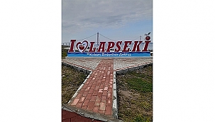 "KITALARI BİRLEŞTİREN ŞEHİR LAPSEKİ"