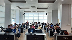 ÇANAKKALE BELEDİYESİNDEN KENT GÖNÜLLÜLERİNE EĞİTİM