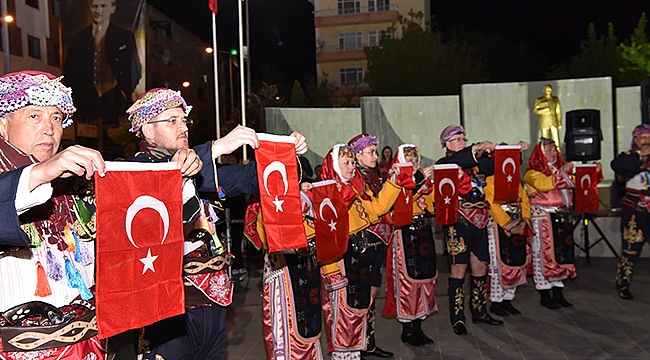 KAZDAĞI HALK OYUNLARI TOPLULUĞU BEĞENİYLE İZLENDİ