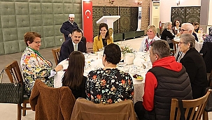 VALİ AKTAŞ, KORUYUCU AİLELER VE ÇOCUKLARLA İFTARDA BİR ARAYA GELDİ