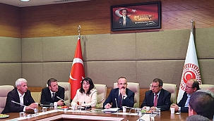 GAZİ MECLİS'TE ÇAN RÜZGARI ESTİ