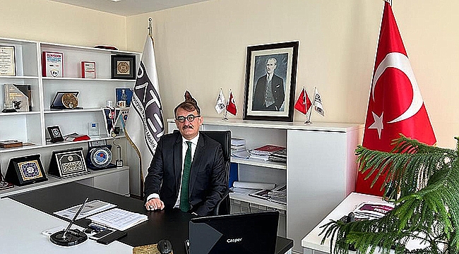 "İSLAM'A KÜFREDENLERİN FOTOĞRAFLARINI KOYDURMAM"