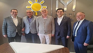 İYİ PARTİ AİLESİ BAYRAMDA BİR ARAYA GELDİ