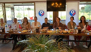 KADIN GİRİŞİMCİLER KURULU ÜYELERİ KAHVALTIDA BİR ARAYA GELDİ