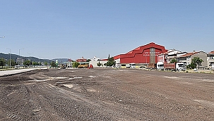 PANAYIR ALANI BÖLGESİ ÇAMURDAN VE TOZDAN KURTULUYOR