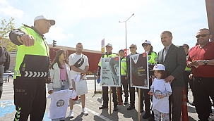 "YAYALAR İÇİN 5 ADIMDA GÜVENLİ TRAFİK"