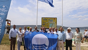 MAVİ BAYRAK" HALK PLAJINDA DALGALANMAYA DEVAM EDECEK