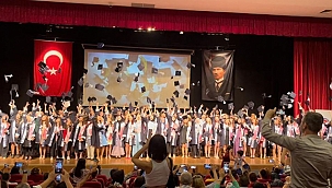 SAĞLIK HİZMETLERİ MESLEK YÜKSEKOKULU MEZUNİYET TÖRENİ GERÇEKLEŞTİRİLDİ