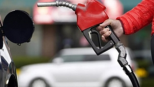 MOTORİNE BU GECE YARISINDAN İTİBAREN 1 LİRALIK İNDİRİM GELİYOR