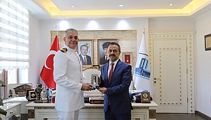 MSÜ DENİZ HARP OKULU KOMUTANLARINDAN VALİ AKTAŞ'A ZİYARET