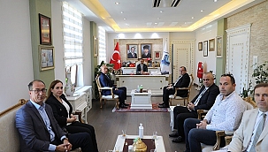 BİGA TİCARET VE SANAYİ ODASI YÖNETİM KURULU VALİ AKTAŞ'I ZİYARET ETTİ