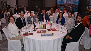  "INFO ÇANAKKALE" GÜNÜNÜN MEYVELERİ TOPLANIYOR