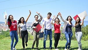 ÖĞRENCİ SOSYAL SORUMLULUK PROJELERİNDE ÖNEMLİ BAŞARI