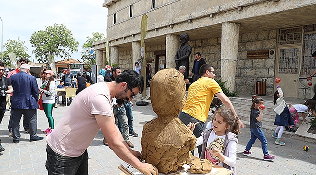 ÇANAKKALE BİENALİ OPET SANAT GÜNLERİ İLE TROYA KÖYLERİNE MİSAFİR OLUYOR