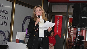 GELECEK PARTİSİ'NDEN ERKEKLERE ÇİÇEK!