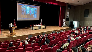 ULUSLARARASI GÜNÜMÜZDE İSLAMİ İLİMLER ALGISI SEMPOZYUMU GERÇEKLEŞTİRİLDİ