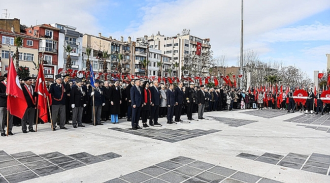 108. YIL COŞKUSU ÇELENK KOYMA TÖRENİ İLE BAŞLADI