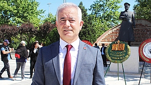 "ATATÜRKSÜZ BİR ÇANAKKALE SAVAŞI TARİHİ KESİNLİKLE ANLATILAMAZ"