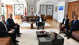  BAŞKAN GÖKHAN KONUKLARINI AĞIRLADI