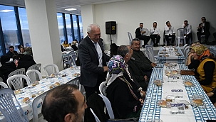 BAŞKAN YILMAZ BELEDİYE PERSONELİ İLE İFTARDA BULUŞTU