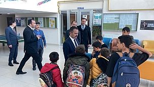 VALİ AKTAŞ, DEPREMZEDE AİLELERİ ZİYARET ETTİ