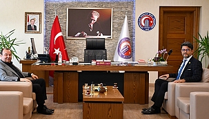 BİGA TSO BAŞKANI ŞADAN DOĞAN'DAN ÇOMÜ REKTÖRÜ'NE TEBRİK ZİYARETİ