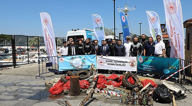 DÜNYA ÇEVRE GÜNÜ'NDE DENİZDEN ÇÖP TOPLADILAR