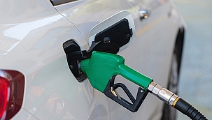 MOTORİNE 1 LİRA 36 KURUŞ ZAM GELMESİ BEKLENİYOR