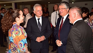 BAŞKAN VEKİLİ MUTLUAY, BAYRAMLAŞMA PROGRAMINA KATILDI